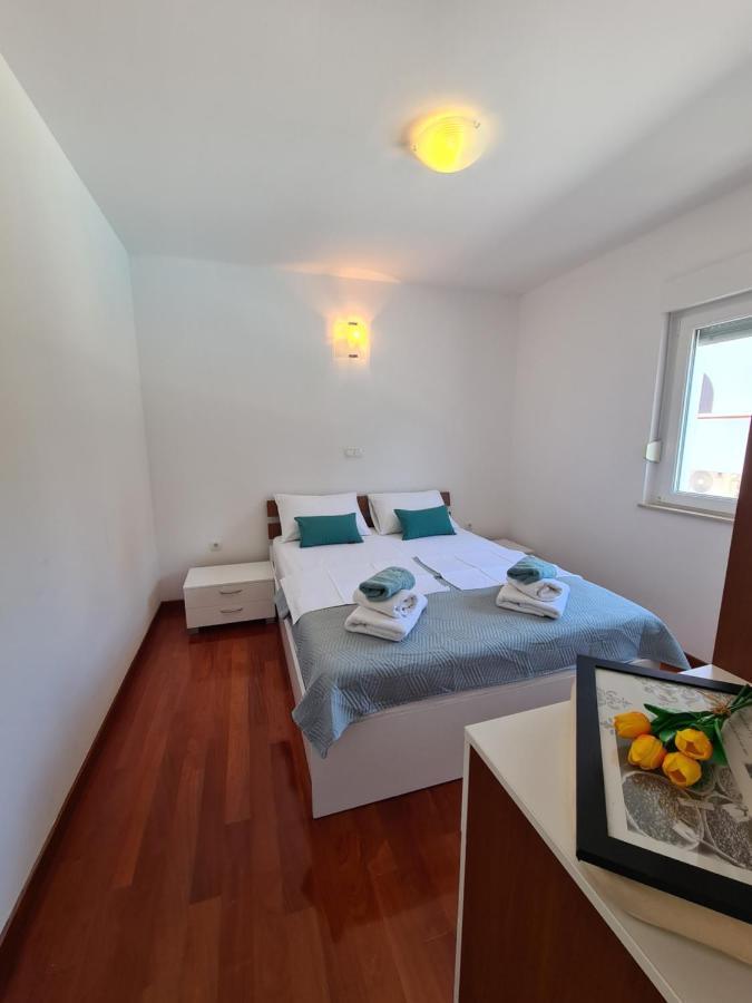 Modern Apartment Near The Sea-Mise Trogir Exterior photo