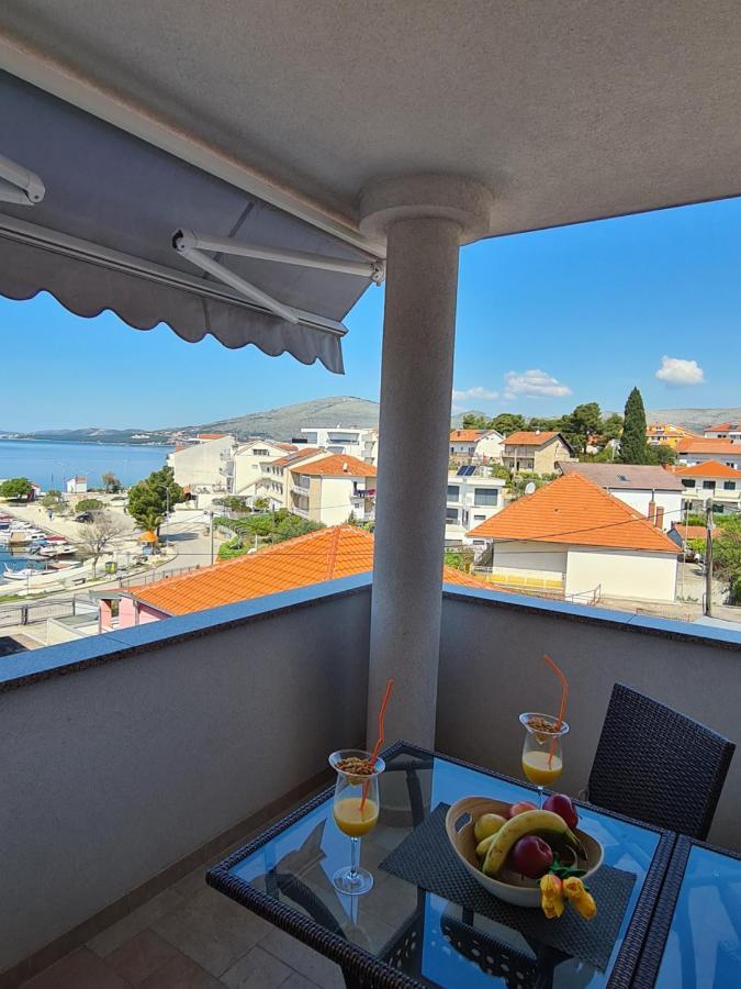 Modern Apartment Near The Sea-Mise Trogir Exterior photo