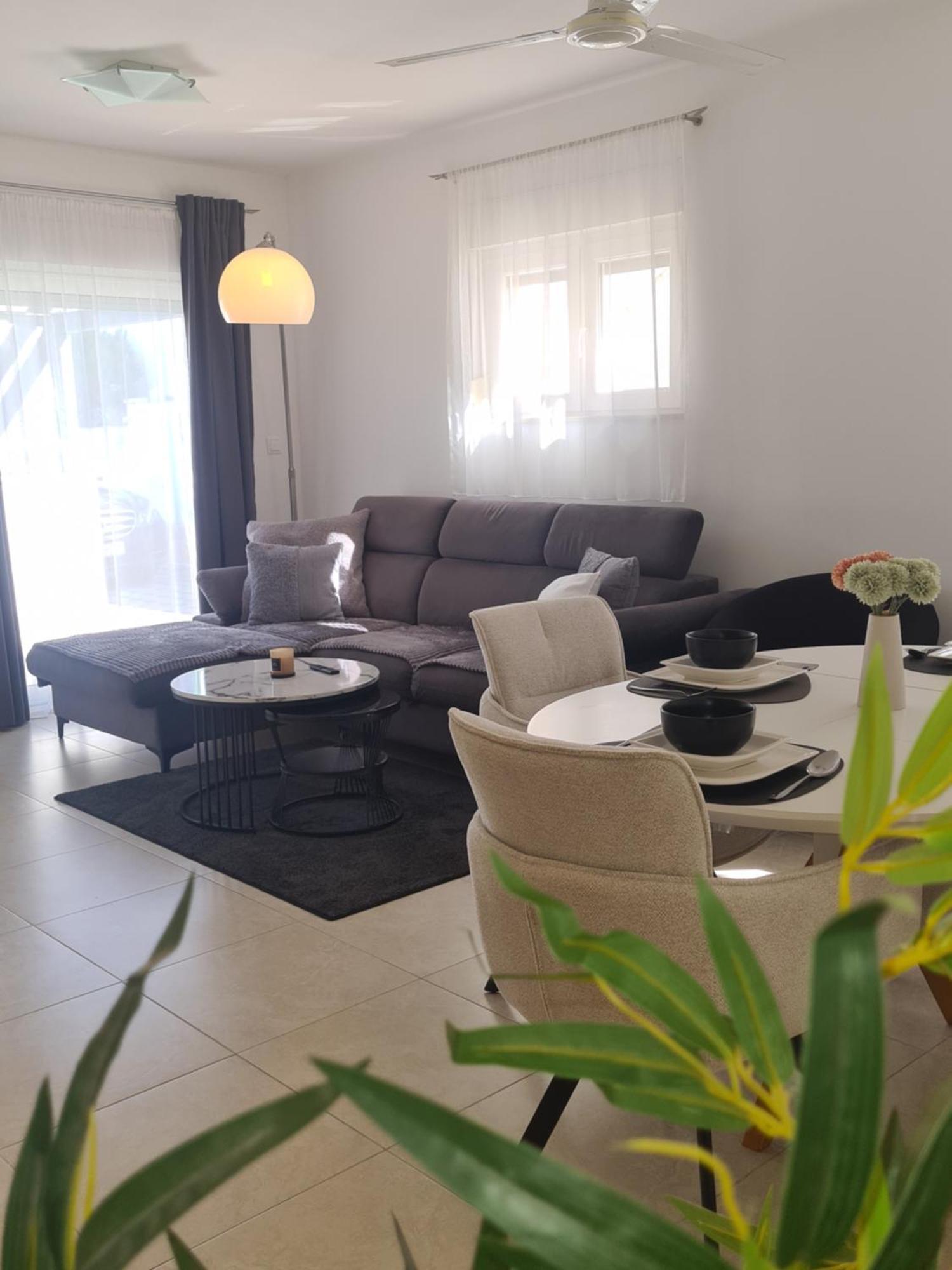 Modern Apartment Near The Sea-Mise Trogir Exterior photo